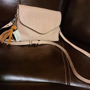 Cute lil crossbody